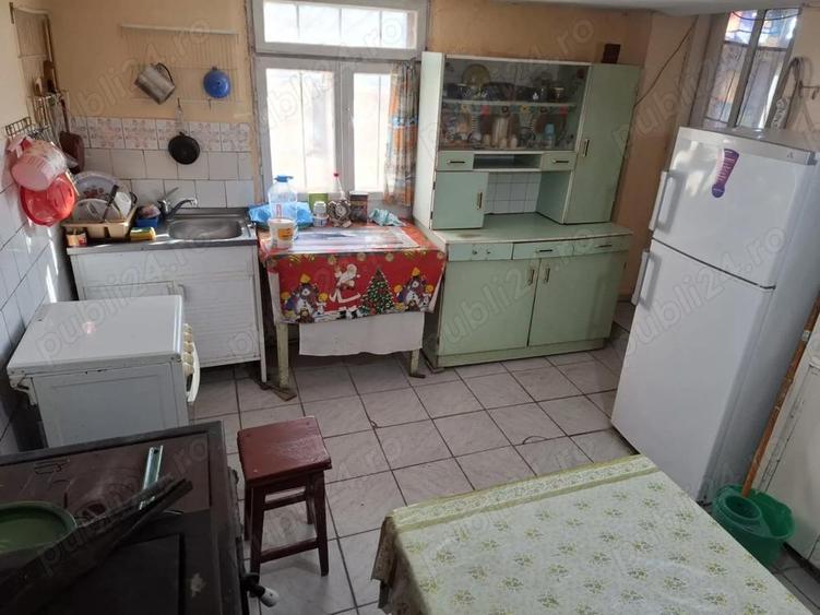 Casa la curte Lalosu, Portaresti VL - 4