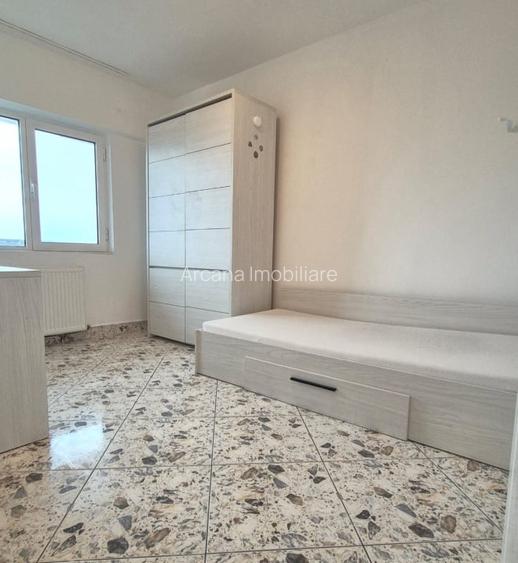 Apartament 5 camere zona Pod Calvaria Manastur