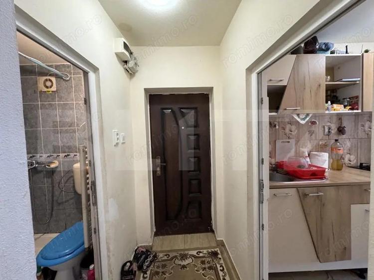 Garsoniera 28 mp, zona Petresti - 3