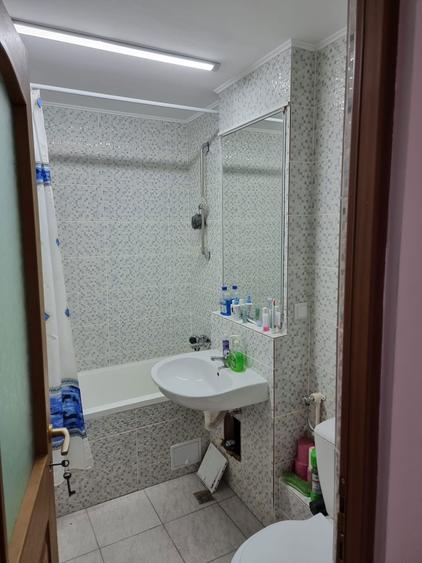 De vanzare apartament 3 Camere - 6