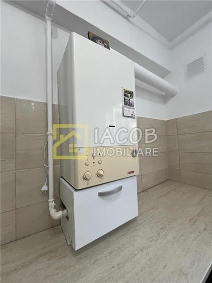 Parter inalt, str. Oituz 65, Bacau, 2 camere - 17