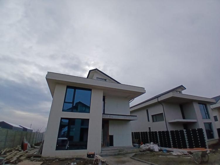 VILA TUNARI 7 camere - P+1+M - COMISION 0% - 1