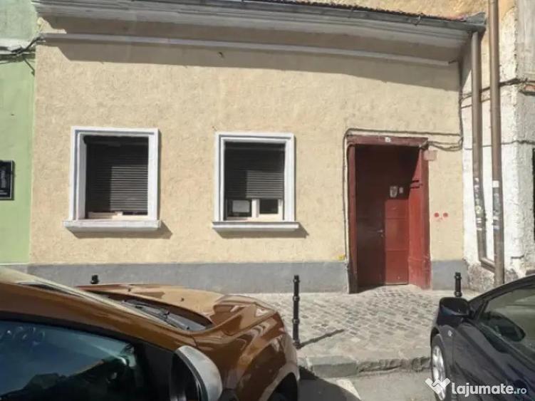 Casa 2 camere ,deschidere stradala , potential comercial ult - 1