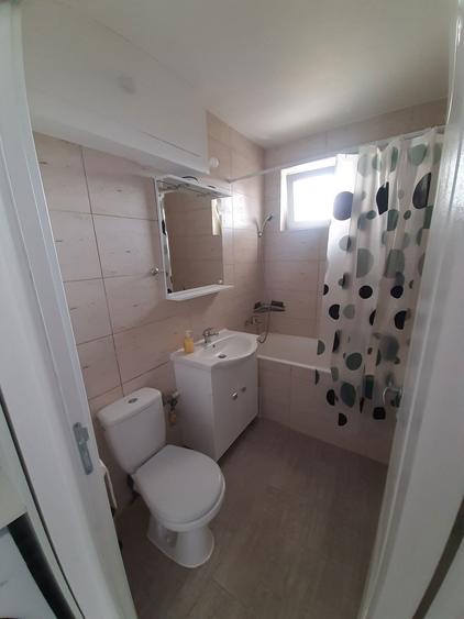 Inchiriez apartament 2 camere - 6