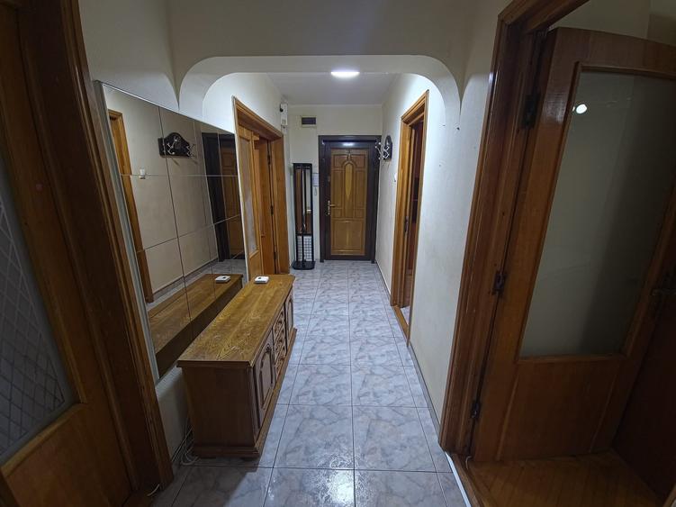 Faleza Nord apartament 3 camere decomandat - 17