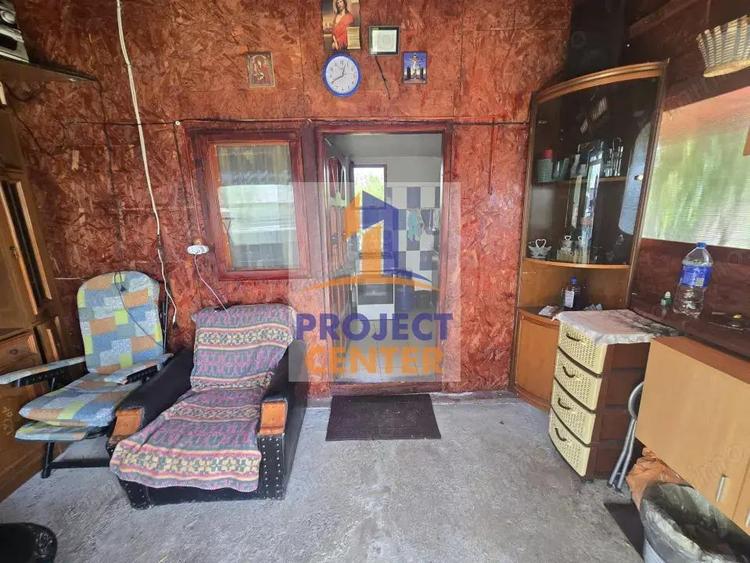 Casa de vacanta, mobilata si utilata - Mosoaia - 8