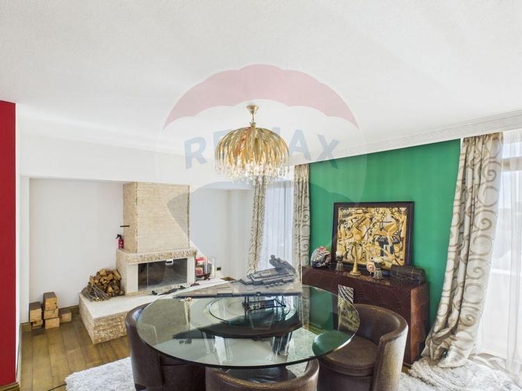 PENTHOUSE CU TERASA PANORAMICA SI PISCINA ACOPERITA - 11