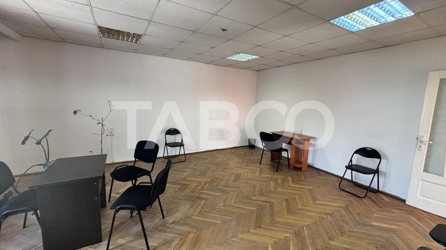 Spatiu birouri 3 balcoane si o terasa in Sibiu 120 mp zona Centrala - 7