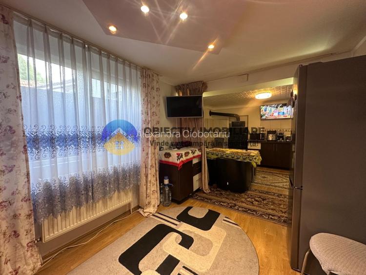 Casa de vanzare - Str. 1 Decembrie 1918