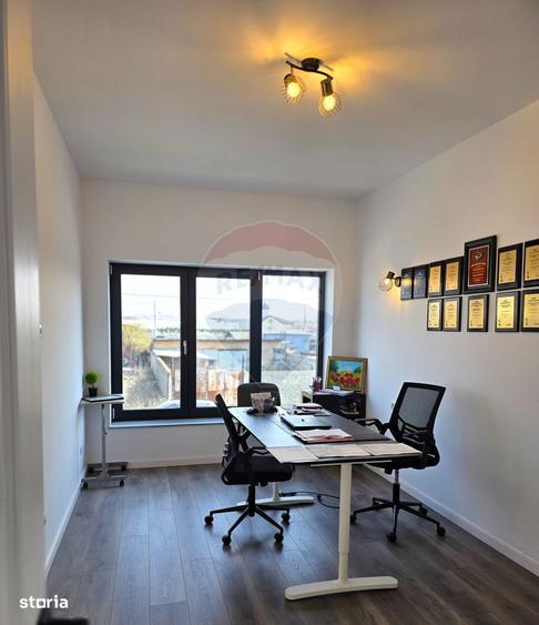 Casa / Vila din 2024 de vanzare in zona Micro 14 - 1