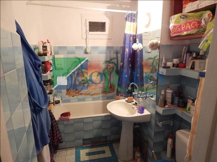 2 bai. Centrala proprie. Boxa. - 12