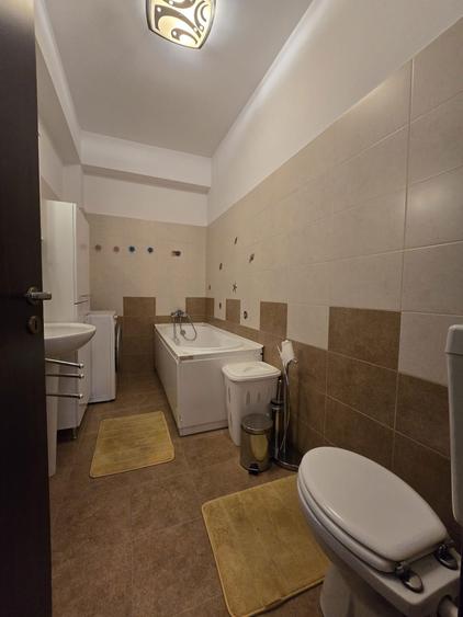 Vand apartament 2 camere - 12
