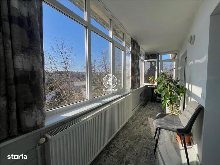 Apartament 3 camere de vanzare C.U.G., - 4