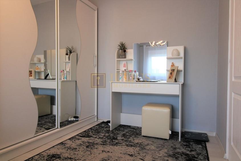 3 camere, clima, bloc anvelopat, Str. Cosminului - Girocului. - 6