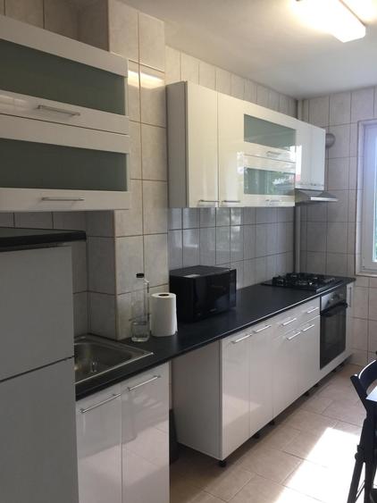 Apartament cu două balcoane - 10