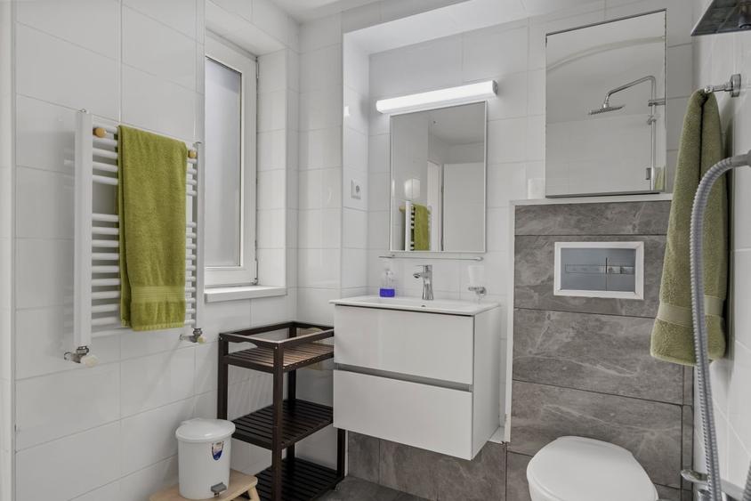 4 SPLENDID LANGA PARC cu parcare, cea mai buna oferta  IN HERASTRAU - 13