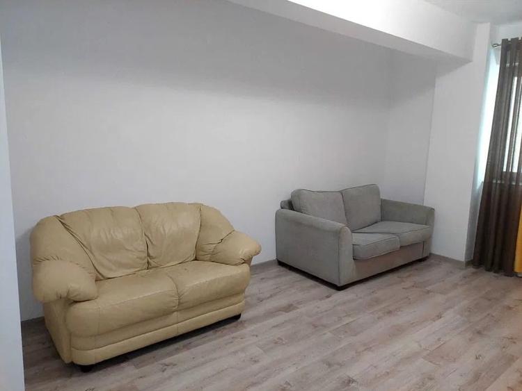 Apartament cu 2 camere decomandat, mobilat în Cug - 4