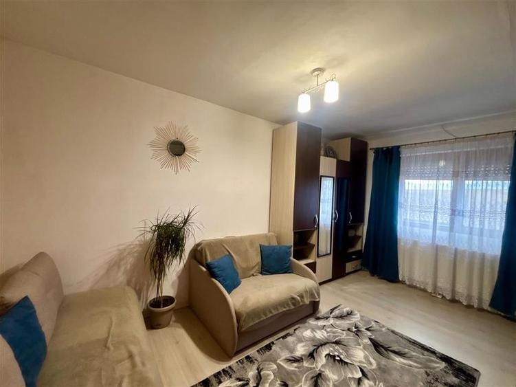 GARSONIERA MOBILATA | UTILATA | ZONA ROGERIUS | ORADEA - 2