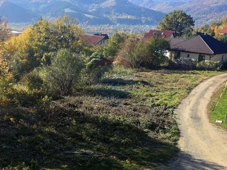 Casă / Vilă cu 5 camere de vânzare - 46