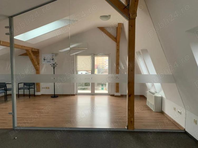 Societate comerciala inchiriaza Spatiu de 110mp in imobil cu cladire de birouri, zona Aurel Vlaicu - 3