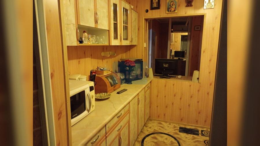 APARTAMENT 2 CAMERE DECOMANDAT, ET.2 - 4