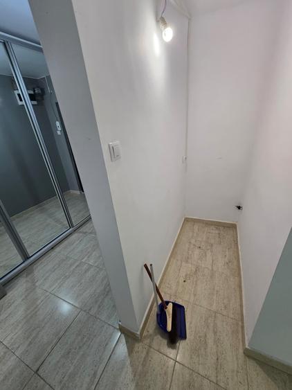 Vanzare 2 cam cu bucatarie utilata, reabilitat, loc parcare,Calea Vitan cu Bravu - 11