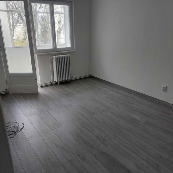 Vand apartament semidecomandat,2 camere,etaj 1,Manastur,Aleea Peana - 4