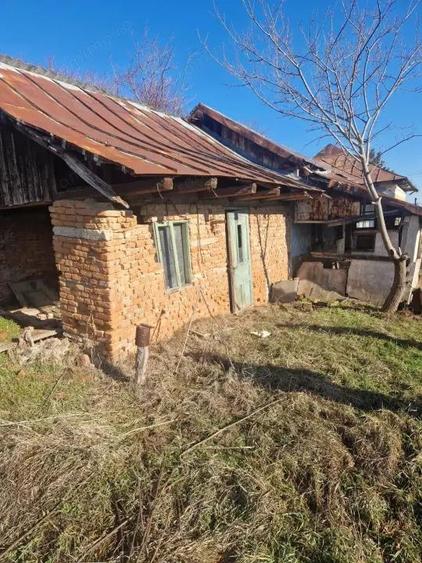 Teren 1528 mp cu casa de vanzare in centrul Gherce?tiului Investi?ie excelenta - 4