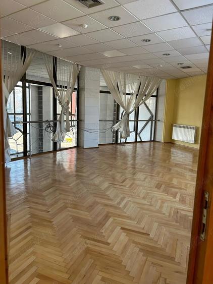 Spa?ii de birouri de inchiriat in centru, Buzau. Cladire reprezentativa, pozi?ie premium - 6