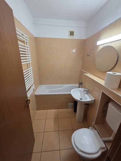 Militari, Politehnica - 7