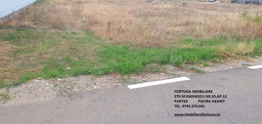 Teren intravilan, loc de casa intr-un cartier de vile , com.Dumbrava Rosie - 1