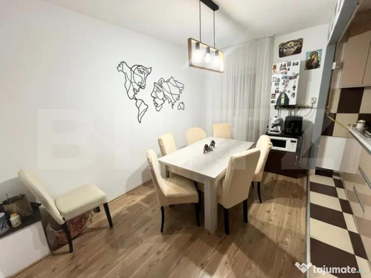 Apartament 3 camere, 67 mp, zona Micro 11 - 11
