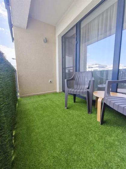 Apartament cu 2 camere decomandat, mobilat în Tractorul