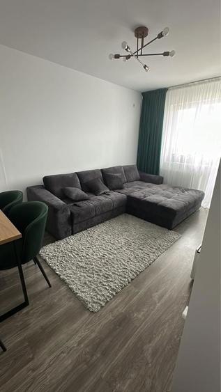 PROPRIETAR vand apartament 3 camere DECOMANDAT loc de PARCARE - 8