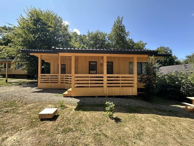 Cabana 2 dormitoare | 65 mp | Varfu Dealului | 76500 EUR - 2