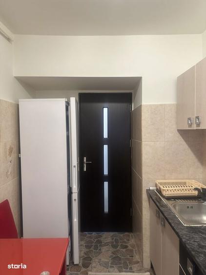 Campina - ap. 2 cam - renovat/mobilat - 1800 Lei/Luna - 2