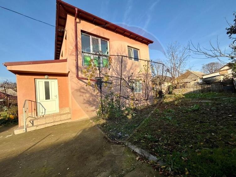 Casa de vanzare Mihail Kogalniceanu teren 524 mp Jud Constanta - 1