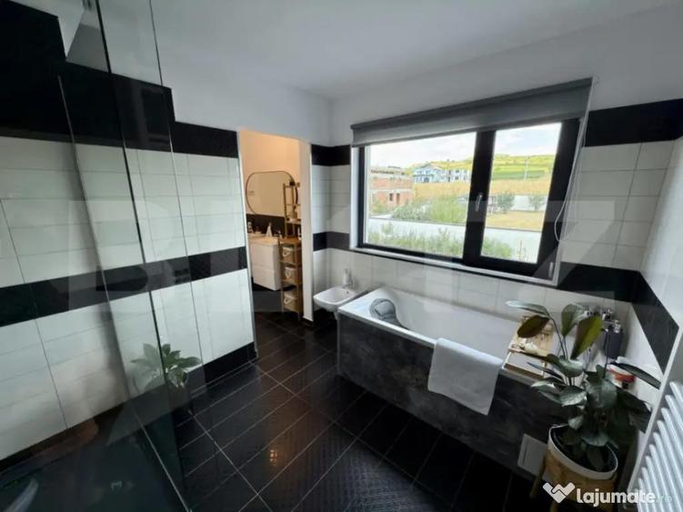 Casa Moderna, Bucov, Pe Deal - 4