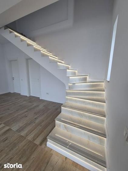 Casă cu 4 camere cu Teren 165 Mp în Central