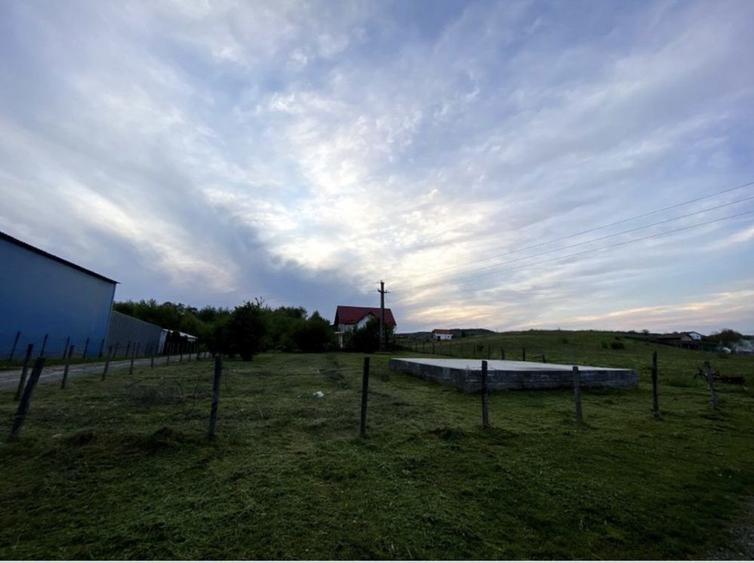 Accept schimb Aur / Auto / Ceas / Vanzare teren 500 mp. - 1