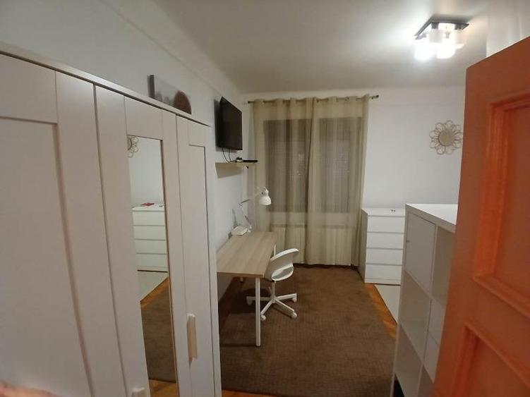 Vanzare Garsoniera Piata Victoriei , Piata Romana - 3