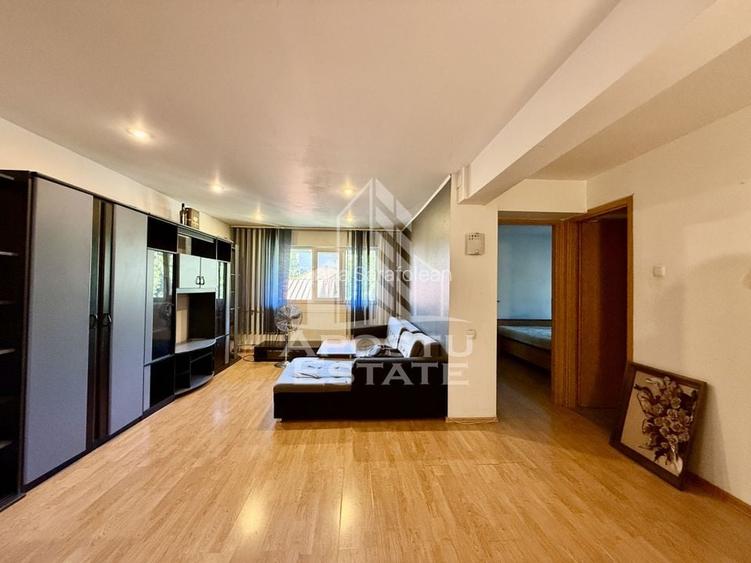 Apartament 3 camere, 2 bai, etaj 1, zona Lipovei - Iulius Mall Apartament 3 camere, 2 bai, etaj 1, zona Lipovei - Iulius Mall