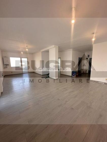 Spatiu comercial, 67 mp, parcare, bloc nou, zona Sub Cetate