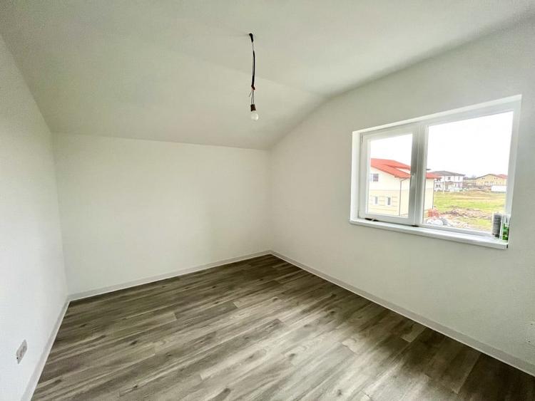 Casa Individuala, Complet Finalizata, 5 Camere - 7