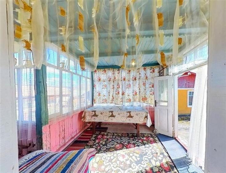 Tur Virtual! Casa traditionala+ domeniu de 4.300 mp,livada, anexe:refugiu apreci - 2
