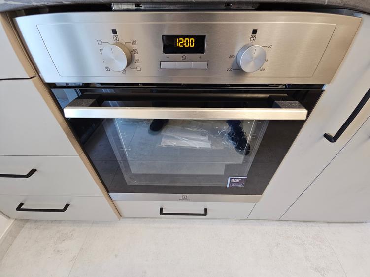 Apartament cu 3 Camere in Bloc Nou Curte Interioară Garaj Str Primăverii Stadion - 28