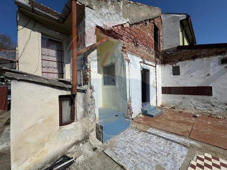 Casă /teren 1008mp si front stradal 15ml Parneava Spitalul Judetean - 16