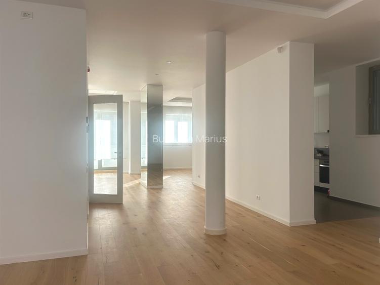 Vila renovata cu arhitectura contemporană si elemente interbelice in Dorobanti