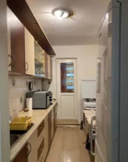 Apartament 2 camere+balcon,decomandat /ideal investitie/zona Mehedinti - 1