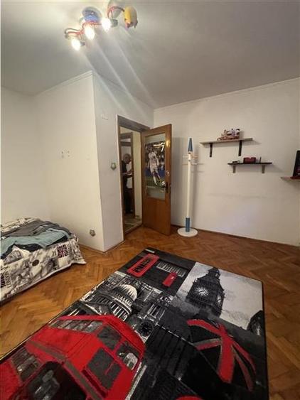 Casa foarte spatioasa D+P+2E amplasare excelenta, str. N. Iorga aproape de Bd. M - 20